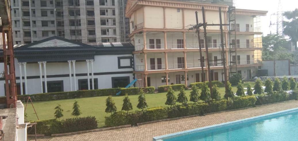 Hotel Aristro Club à Calcutta Extérieur photo