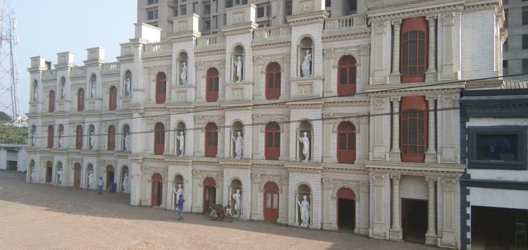 Hotel Aristro Club à Calcutta Extérieur photo