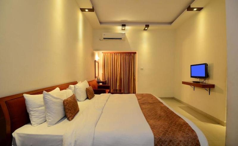 Hotel Aristro Club à Calcutta Extérieur photo